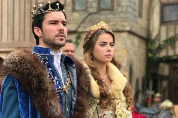 Bernardo Velasco e Rayanne Morais - Belaventura