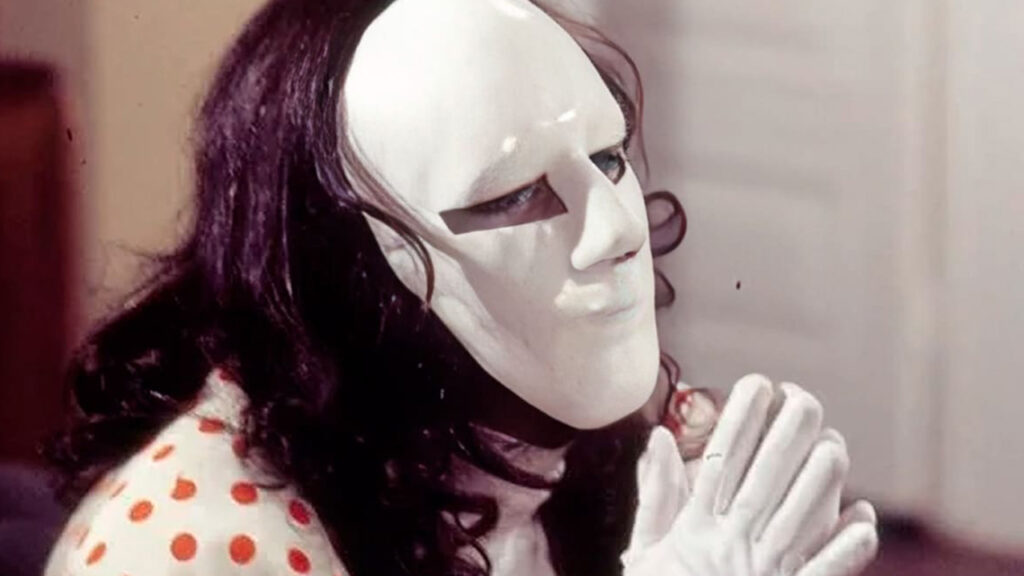 Mascarado de A Viagem