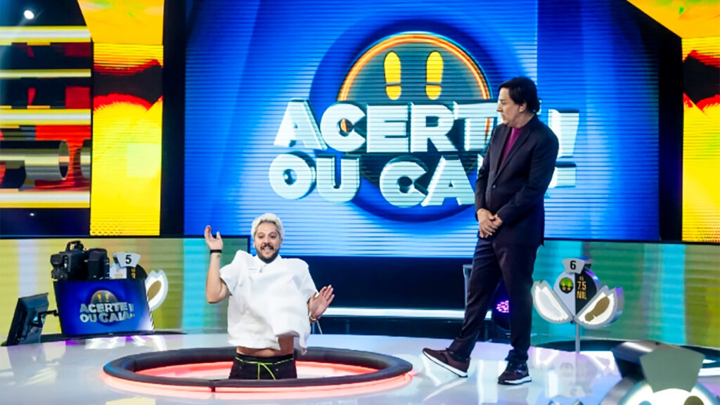 Tom Cavalcante no comando do Acerte ou Caia