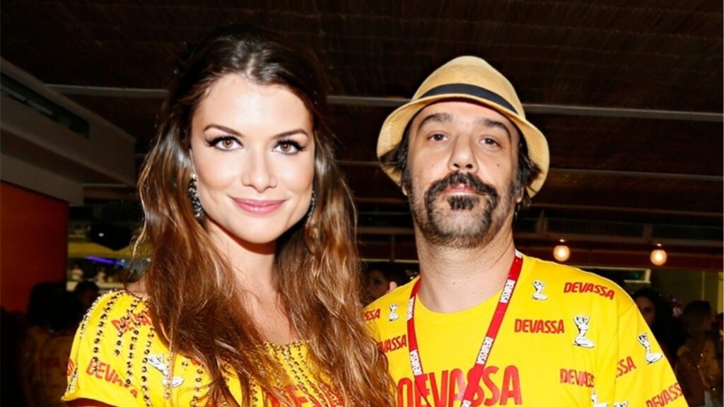 Alinne Moraes e Mauro Lima em evento de 2015