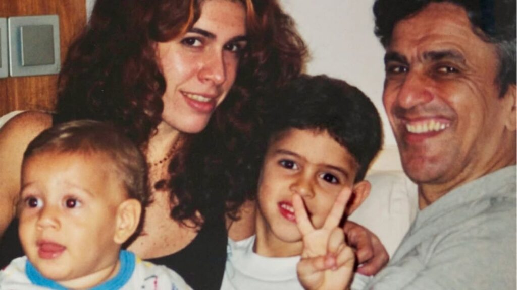 Paula Lavigne, Caetano Veloso e os filhos em foto antiga postada no Instagram
