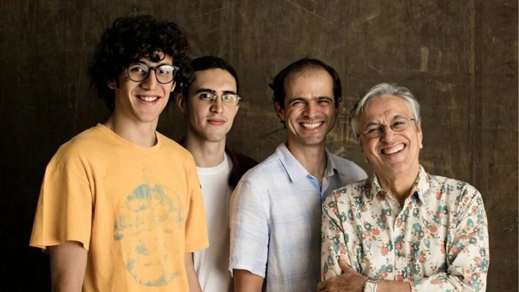 Caetano Veloso e seus filhos