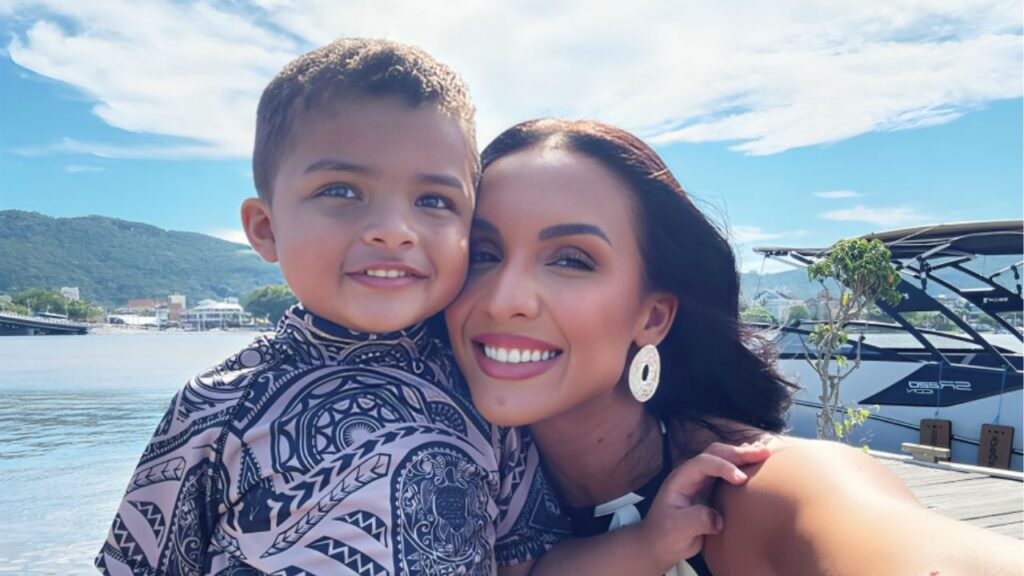 Maxiane e seu filho Joaquim