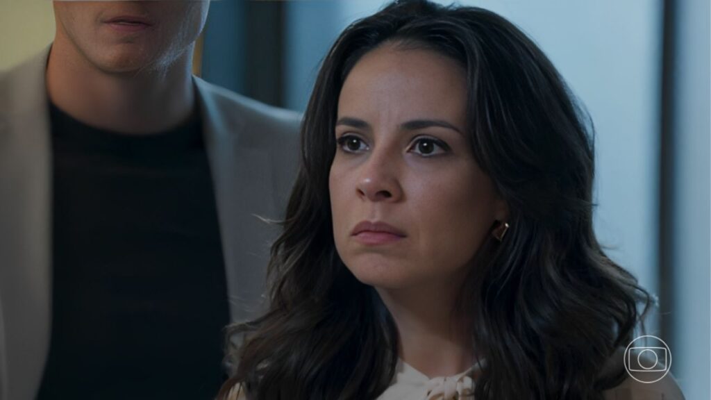 Andreia Horta em Três Graças