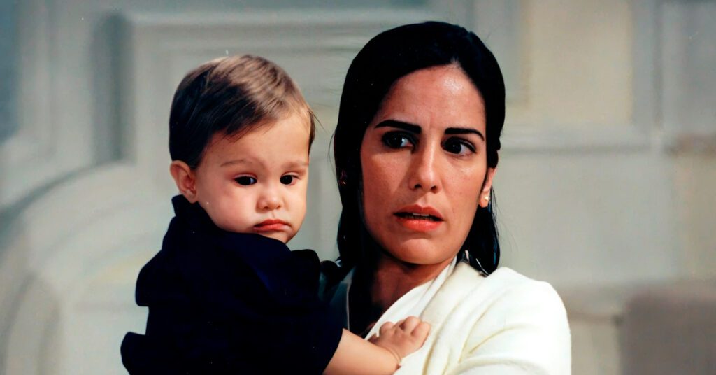 Glória Pires em Anjo Mau