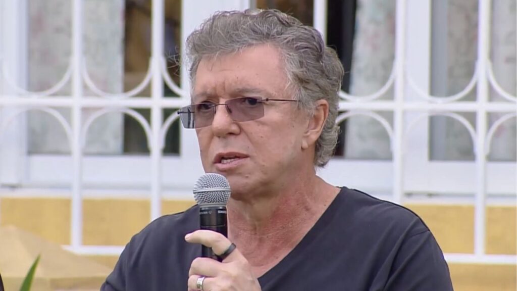 Boninho na coletiva de imprensa de Casa do Patrão