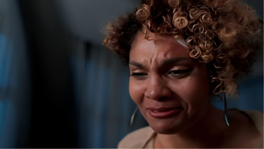 Bárbara Reis - Lena Três Graças