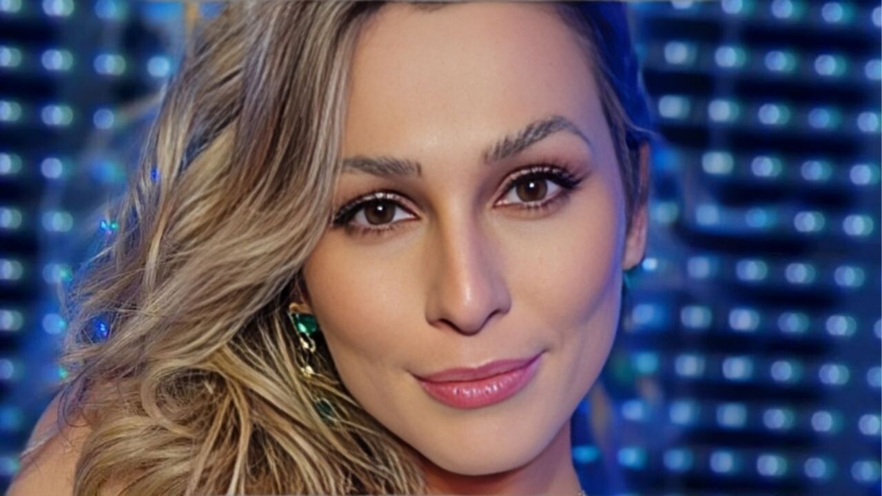 Lívia Andrade Lívia Andrade